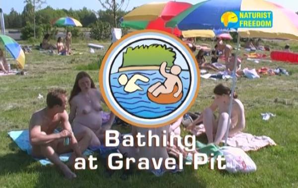 Bathing At Gravel Pit - new beauty family nudism video [720×480 | 00:55:00 | 1.3 GB] (natirist beauty)