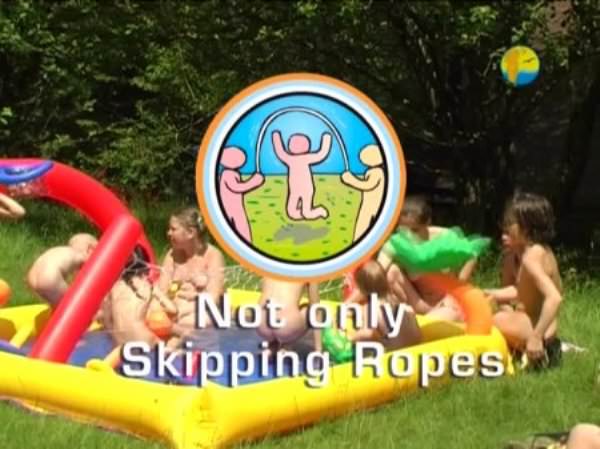 Not only Skipping Ropes - new nudism family nudism video [720x480 | 00:55:01 | 2.23 GB] (natirist beauty)